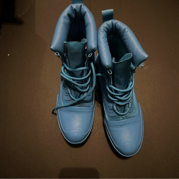 Converse
x AMBUSH Chuck Taylor All-Star duck boots 5.5 women’s 3.5 men’s NWB - Picture 3 of 10